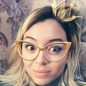 Meet your Posher, Jackie